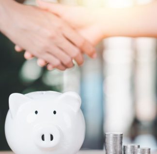 Swaps de energia é uma troca de posições entre duas partes.